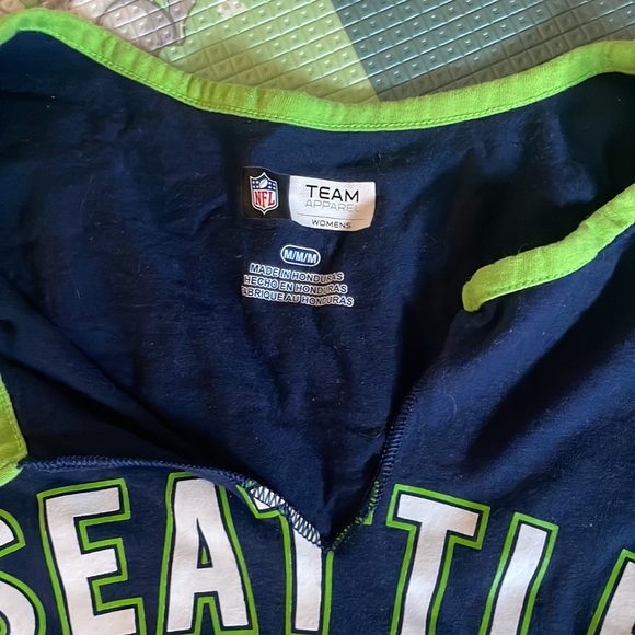 Seattle Seahawks tee - Picture 2 of 2